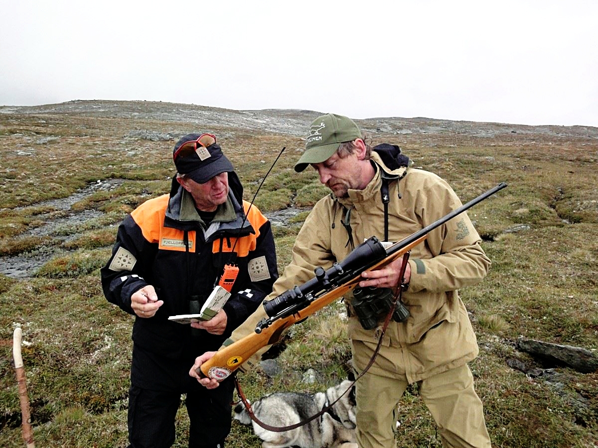 Hva kreves for å ta med skytevåpen om bord?