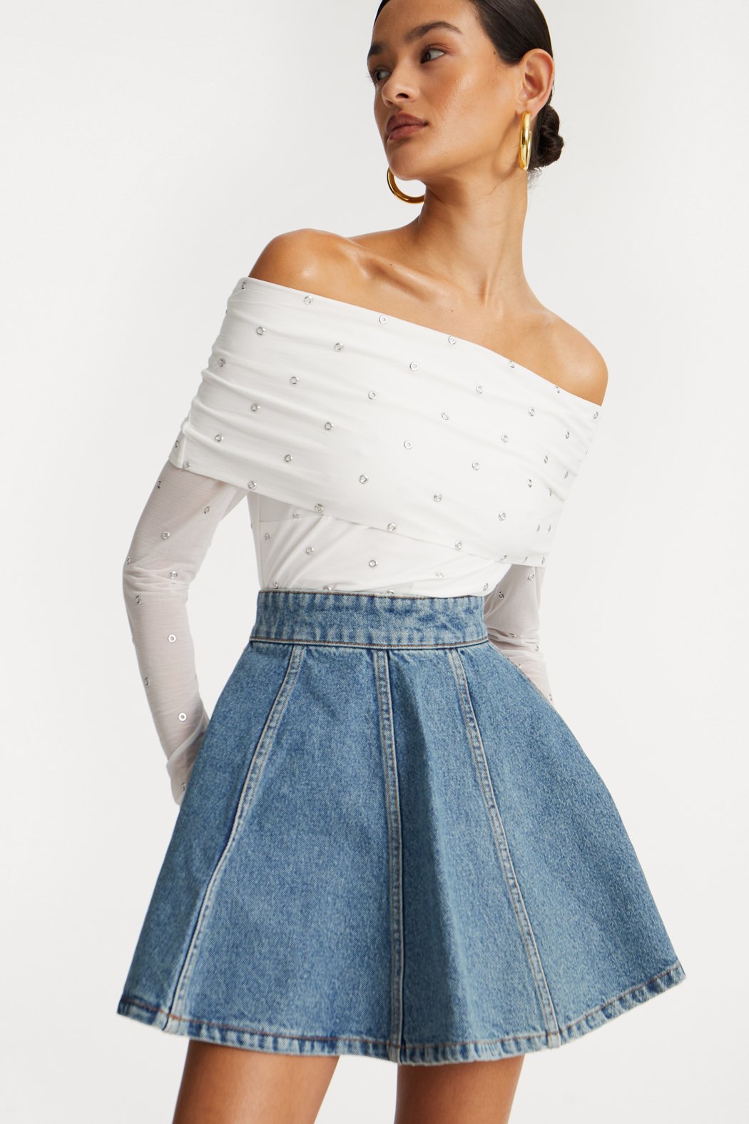 ROTATE_PF25_111124_114258400_Bright White_Off Shoulder Top_Model_ 1_1140783054_Vintage Blue, Denim_Denim Mini Skirt_Model_ 1_1096_lr.jpg