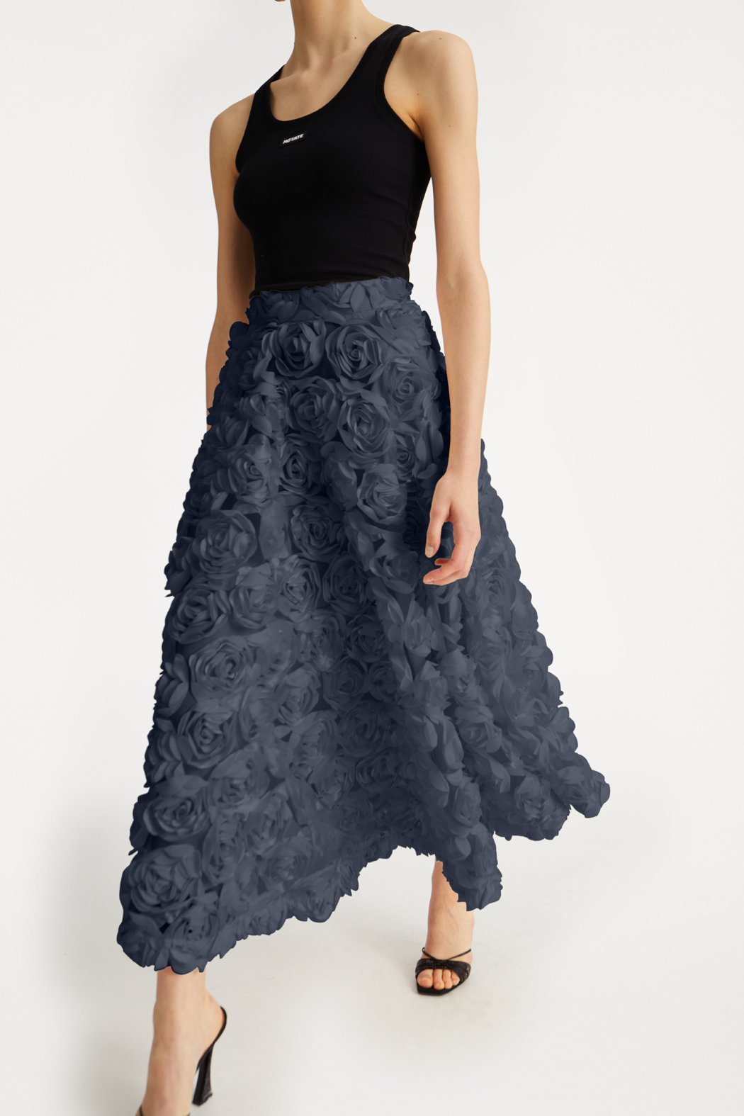 ROTATE_PF25_111124_114753100_Black_Basic Tank Top_Model_ 1_1150251657 _Misty Lilac_MAXI SUN SKIRT_Model_ 1_1938_Navy_lr.jpg