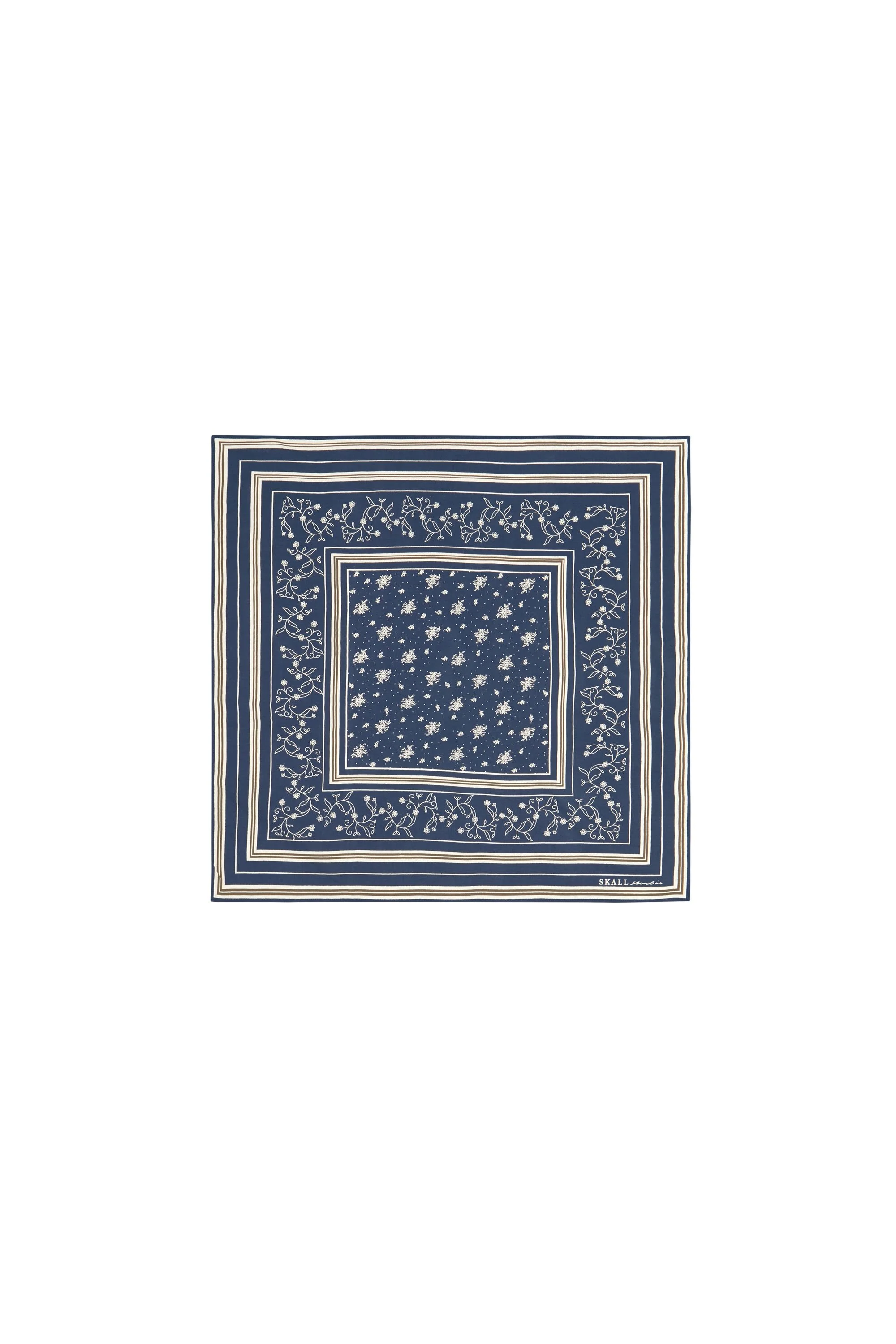Skall_classic_scarf_55x55_Dark_navy_01.jpg