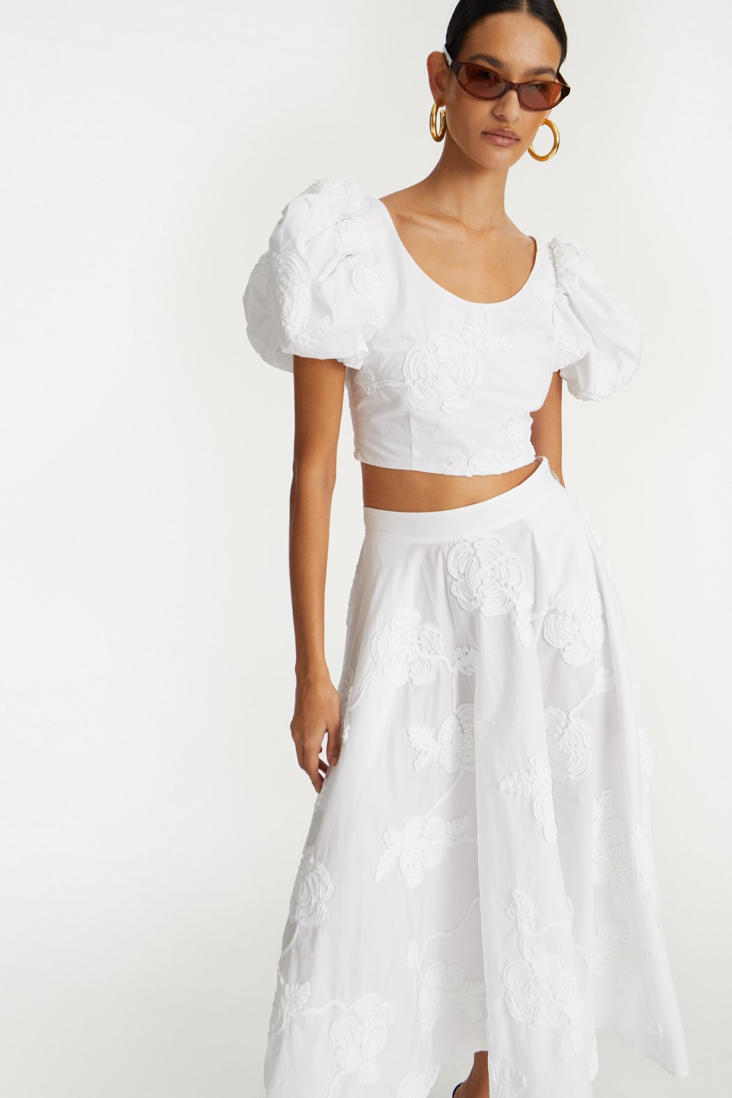 ROTATE_PF25_111124_114549400_Bright White_Puff Sleeve Cotton Top_Model_ 1_114557400_Bright White_Flower Maxi Skirt_Model_ 1_2532_lr.jpg