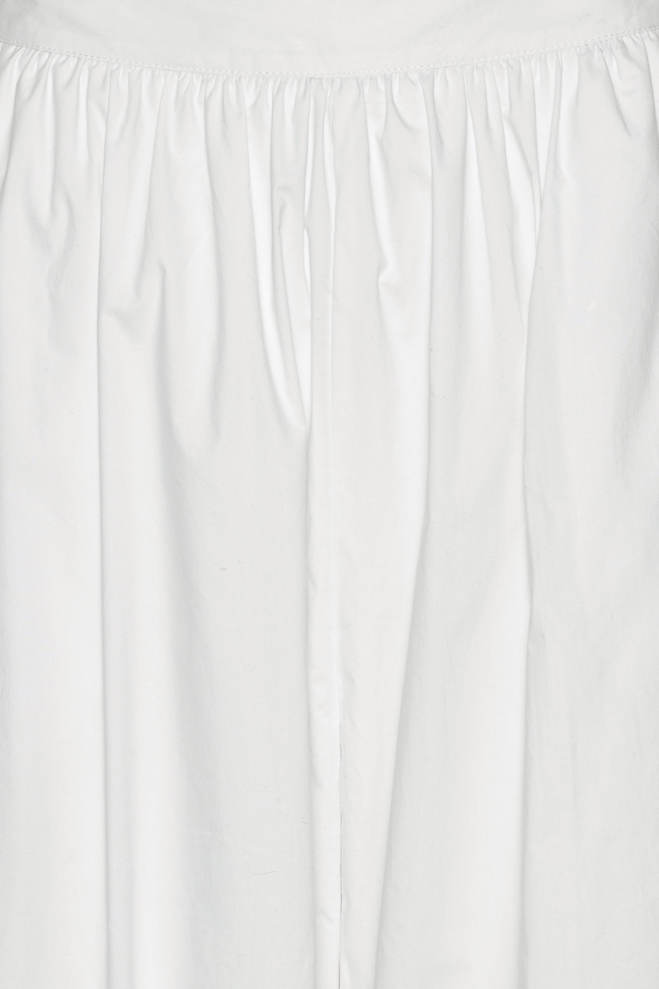 ROTATE_115225400_Bright-White_3_Balloon-Pleated-Pants_hr.jpg
