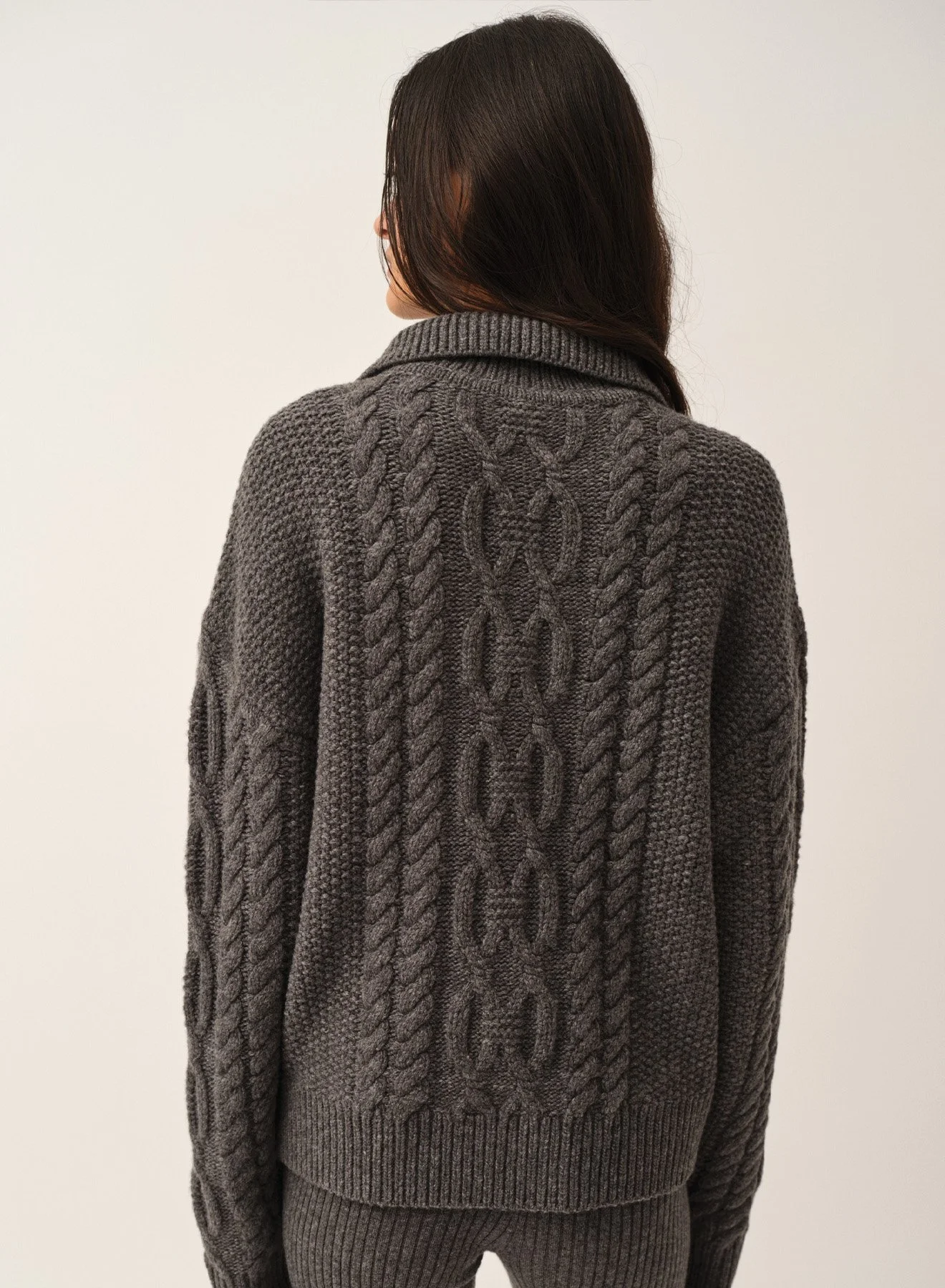 THE GARMENT Como Zip Sweater_2.JPG