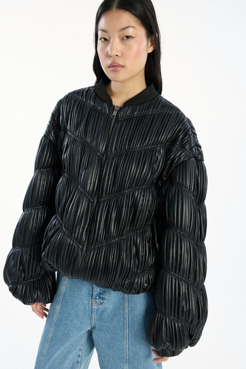 rotate_extra_05_7720_lr_1.jpg