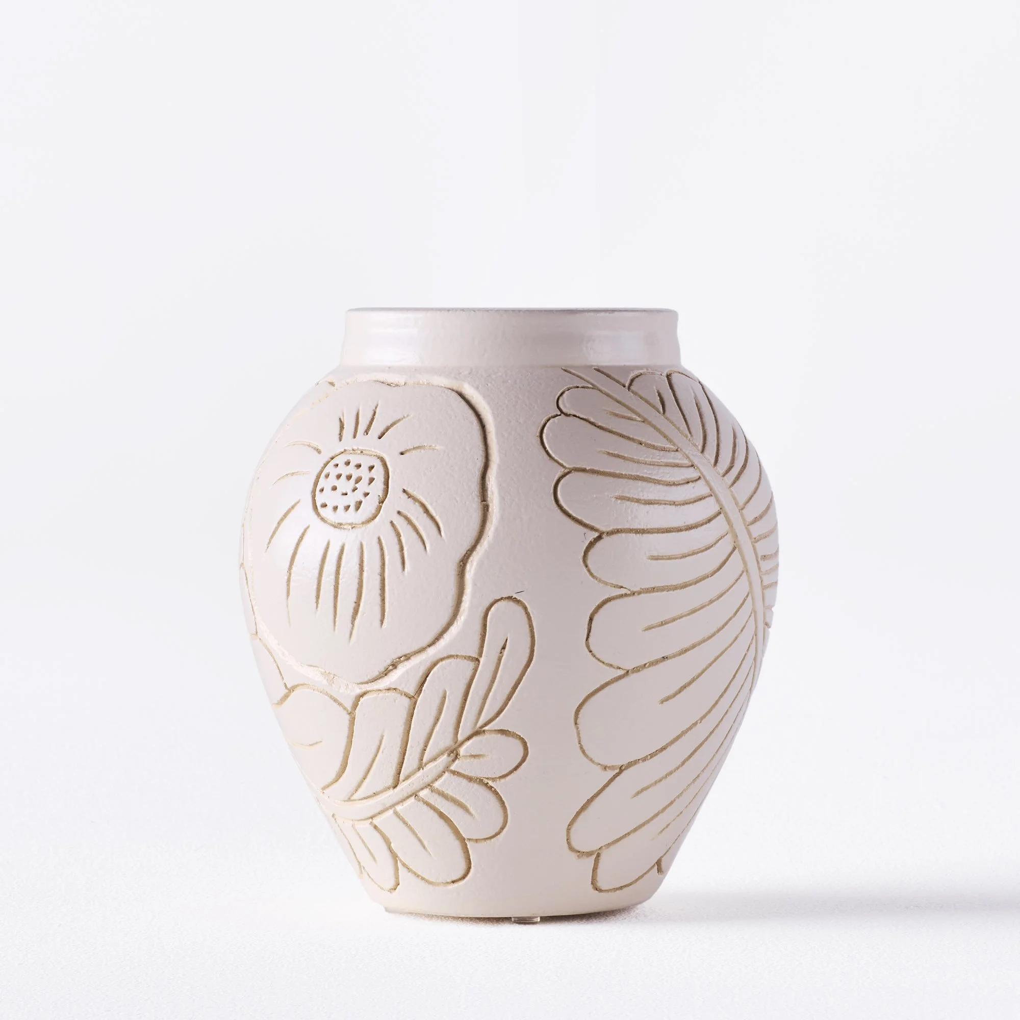 DD_PRODUCT_JAN_27_FRIDA_VASE_SMALL_WHITE_25CM_0220.jpg