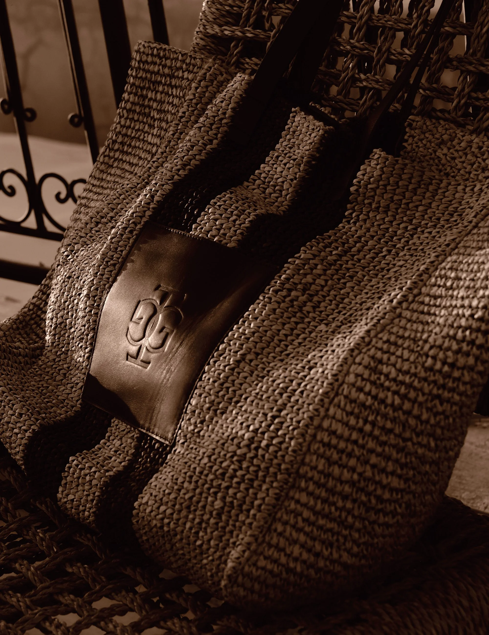 The Garment 22576 Raffia Beach Bag Naturel black stripe 999_20.jpg