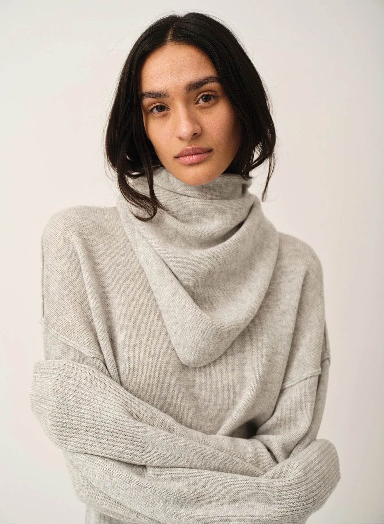 THE GARMENT Volmer Scarf