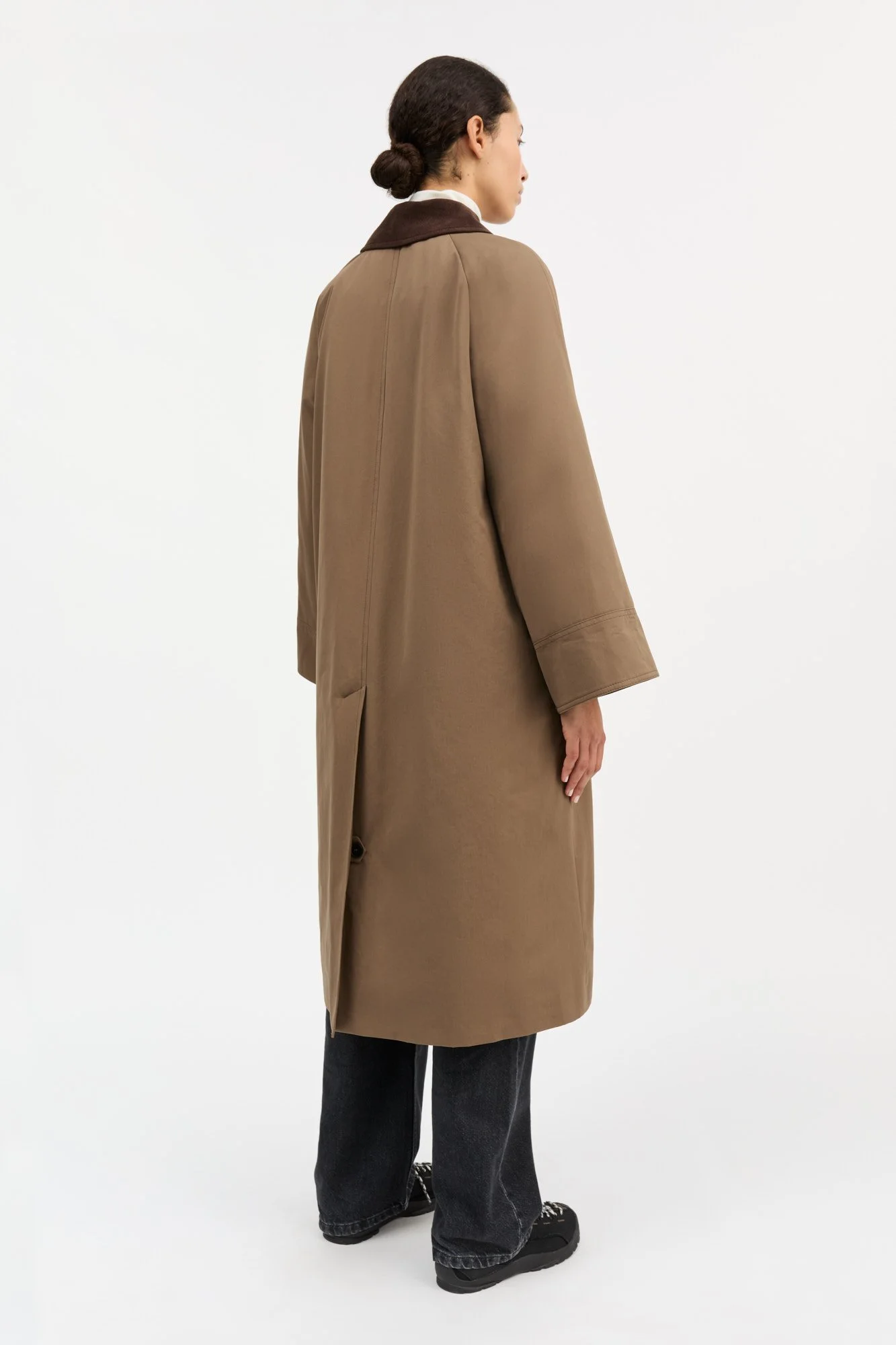 24_GabyCoat_TaupeBrown_2735.jpg