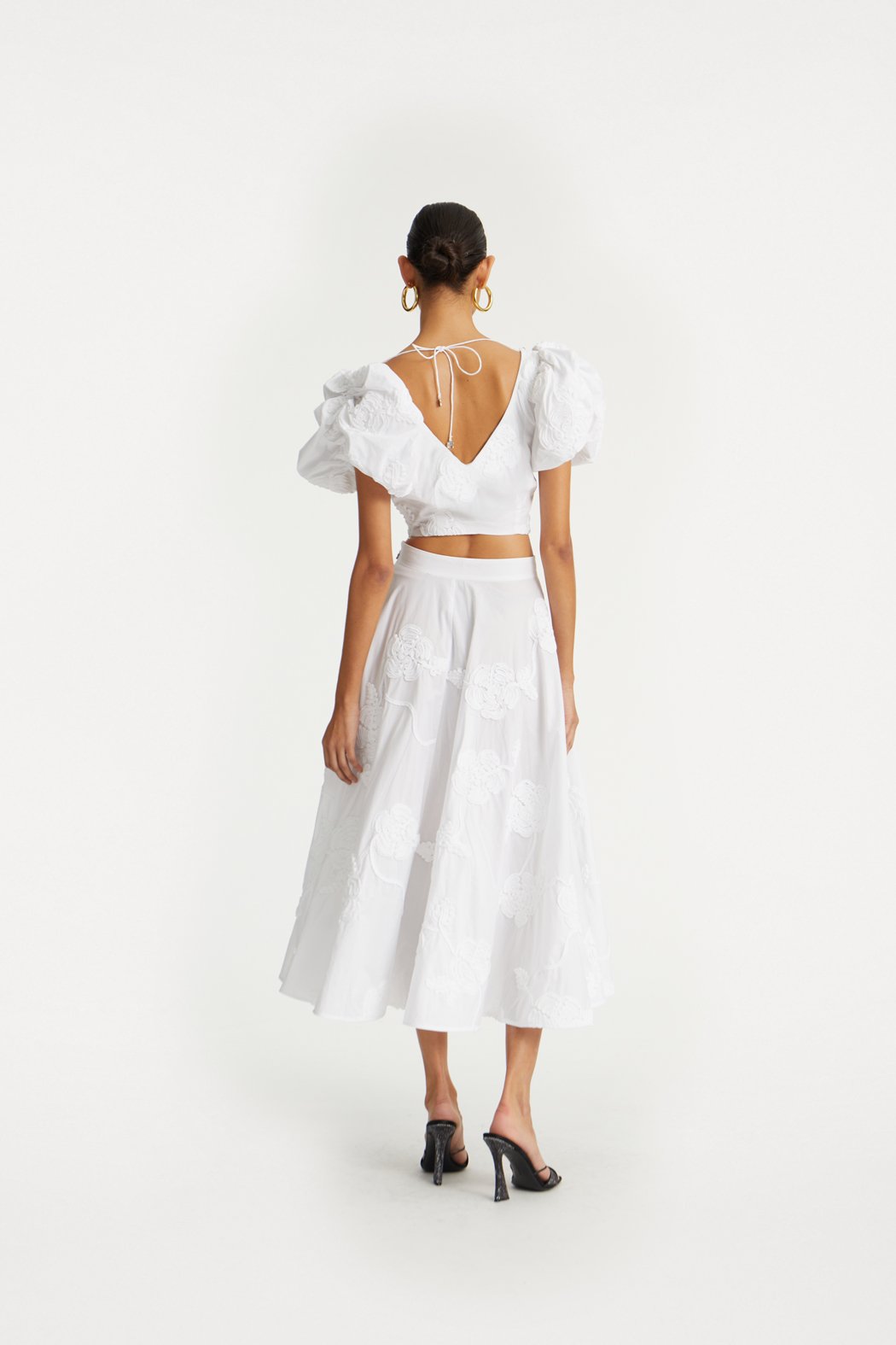 ROTATE_PF25_111124_114549400_Bright White_Puff Sleeve Cotton Top_Model_ 1_114557400_Bright White_Flower Maxi Skirt_Model_ 1_2573_lr.jpg
