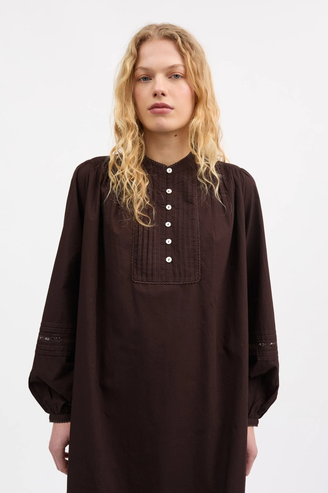 27_LeafShirtdress_DarkBrown_1126.jpg