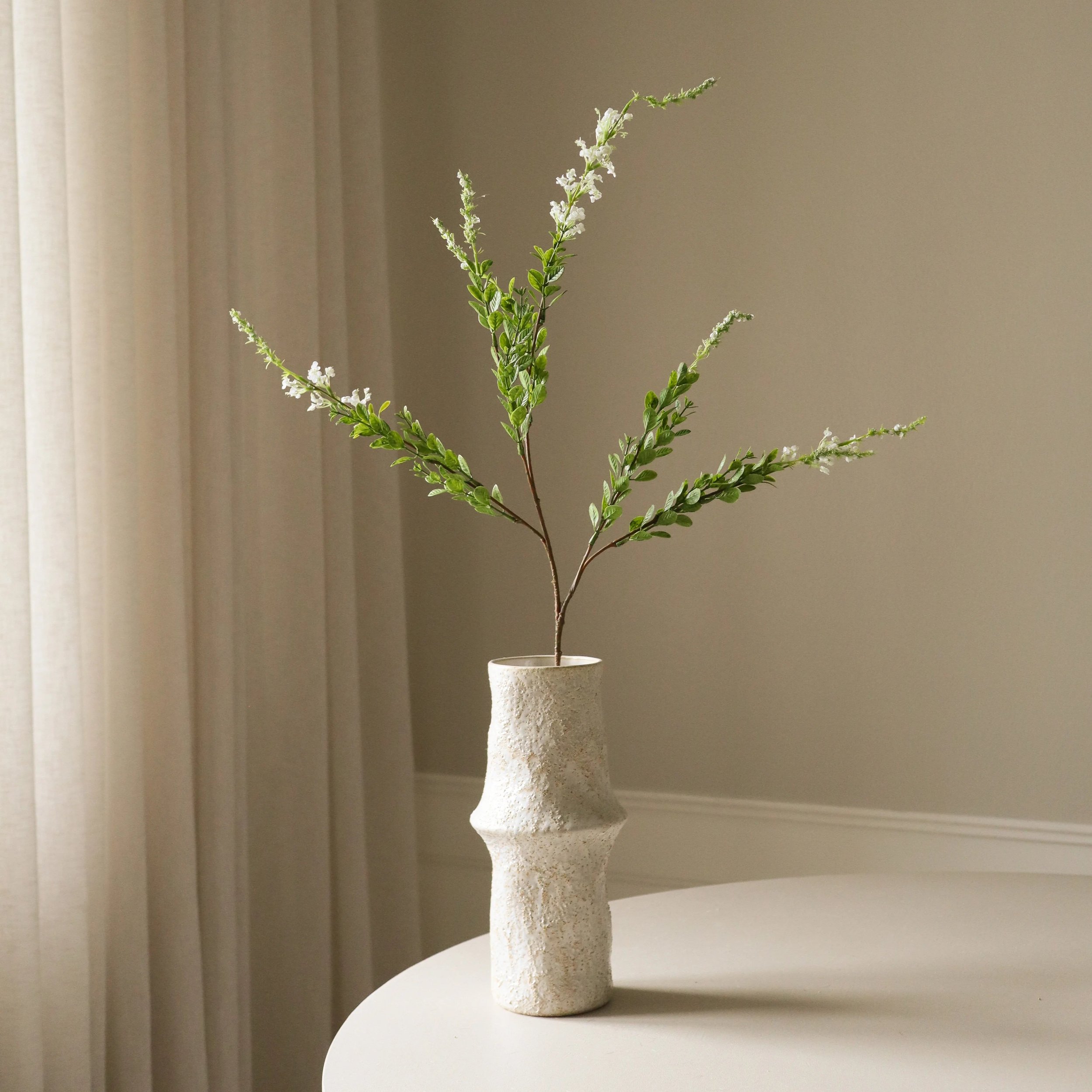 BOTANÉ White Wild Flower