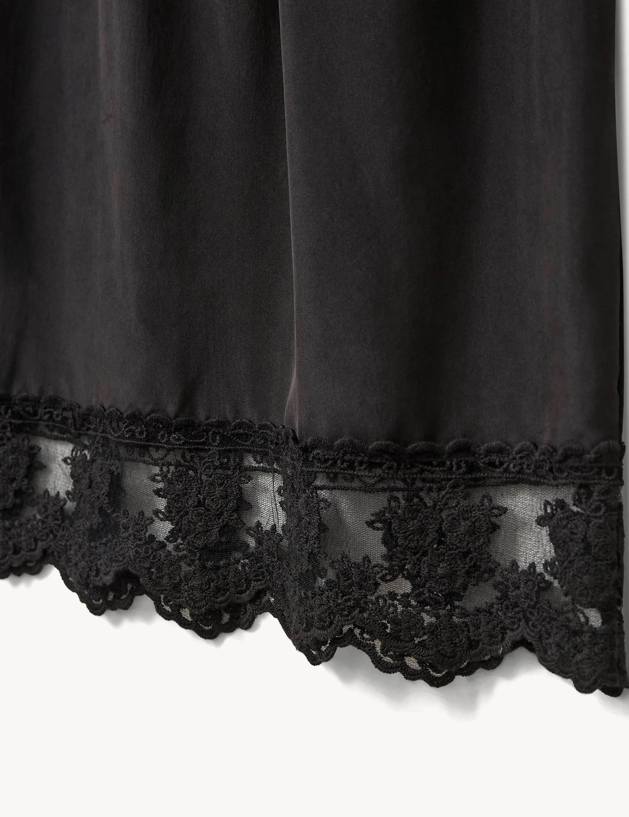 The Garment_22459_Darling_Slip_Skirt_Black_050_3.jpg