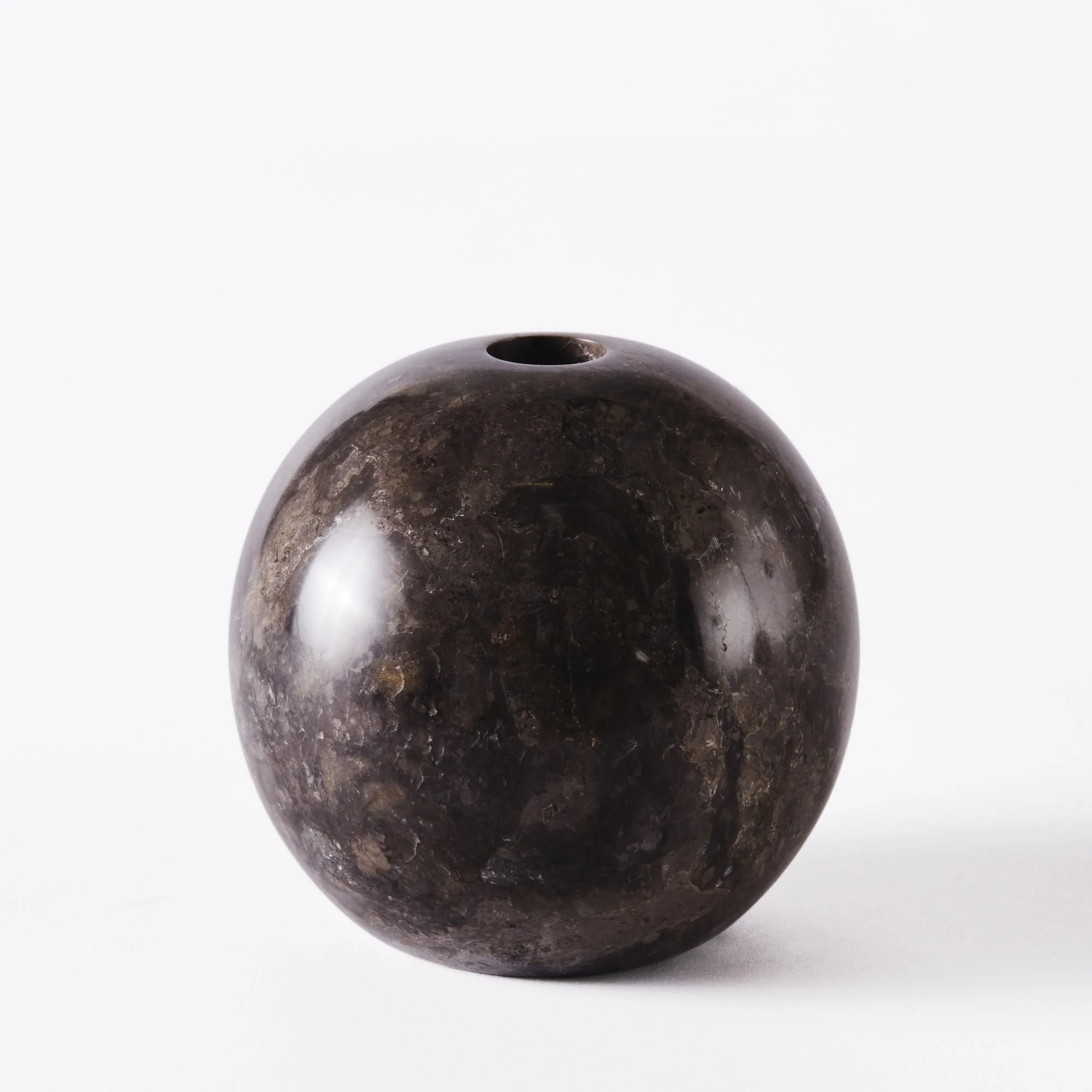 DD_2303_PRODUCT_CANDLE_HOLDER_SPHERE_12_GREY_1194.jpg