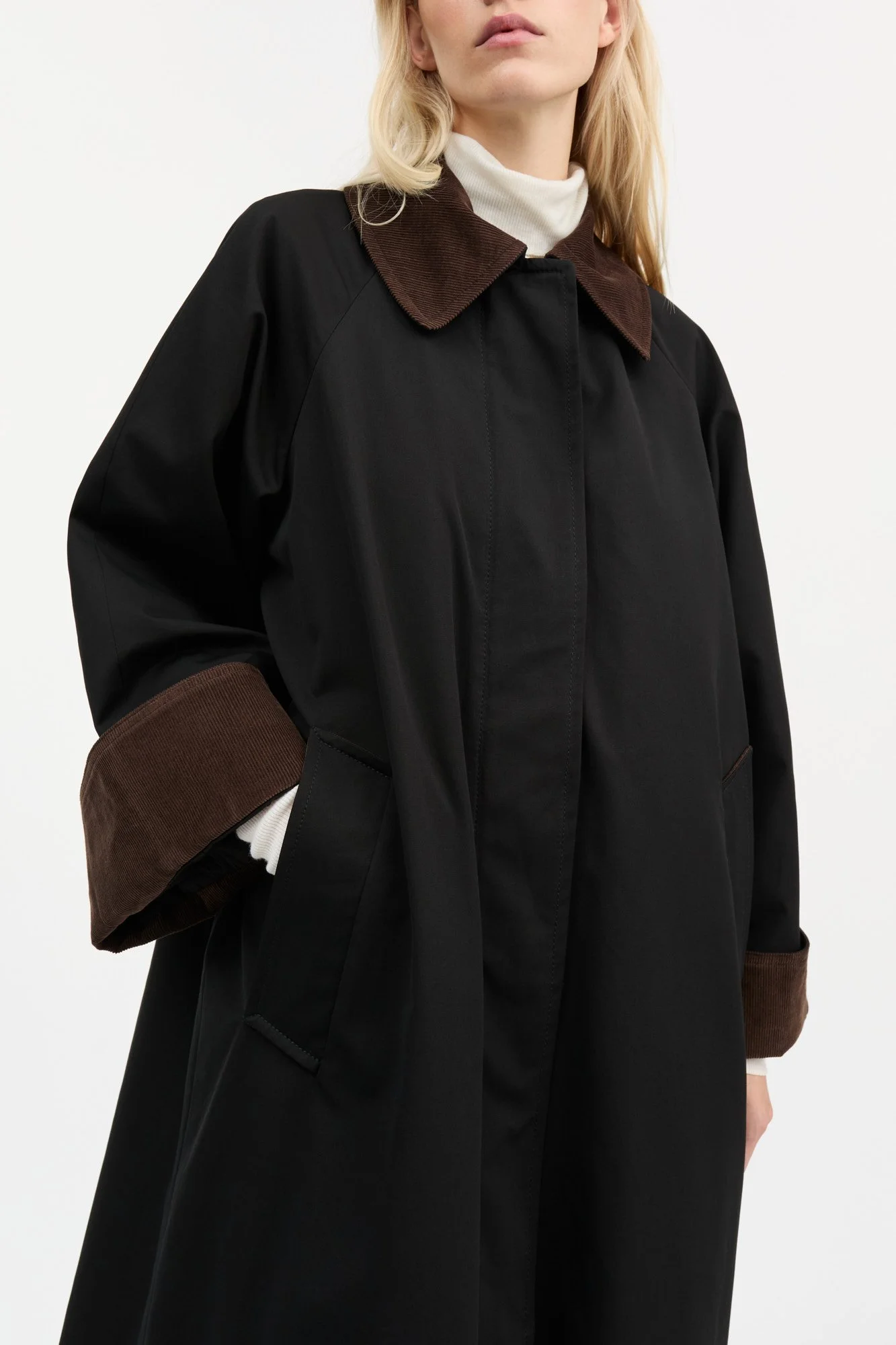 23_ GabyCoat_Black_525.jpg