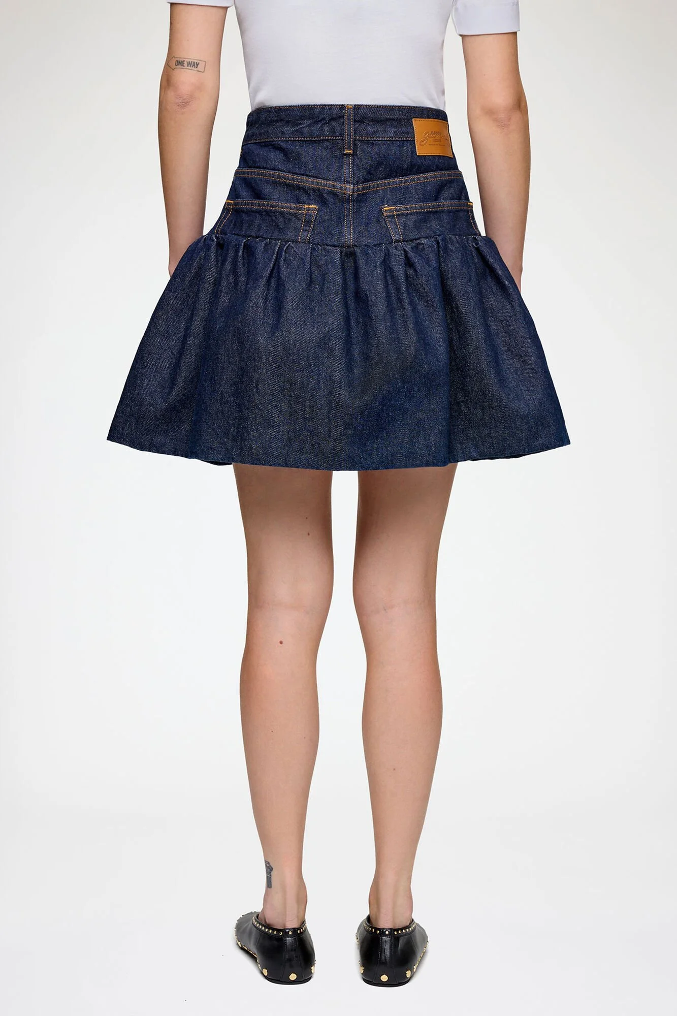GANNI RInse Denim Bubble Mini Skirt_A1090097_077_6.jpeg