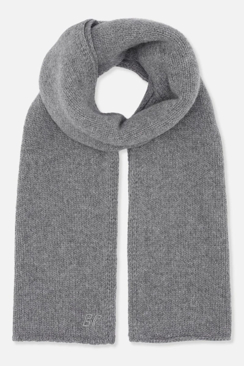 BAUM UND PFERDGARTEN Leora Scarf