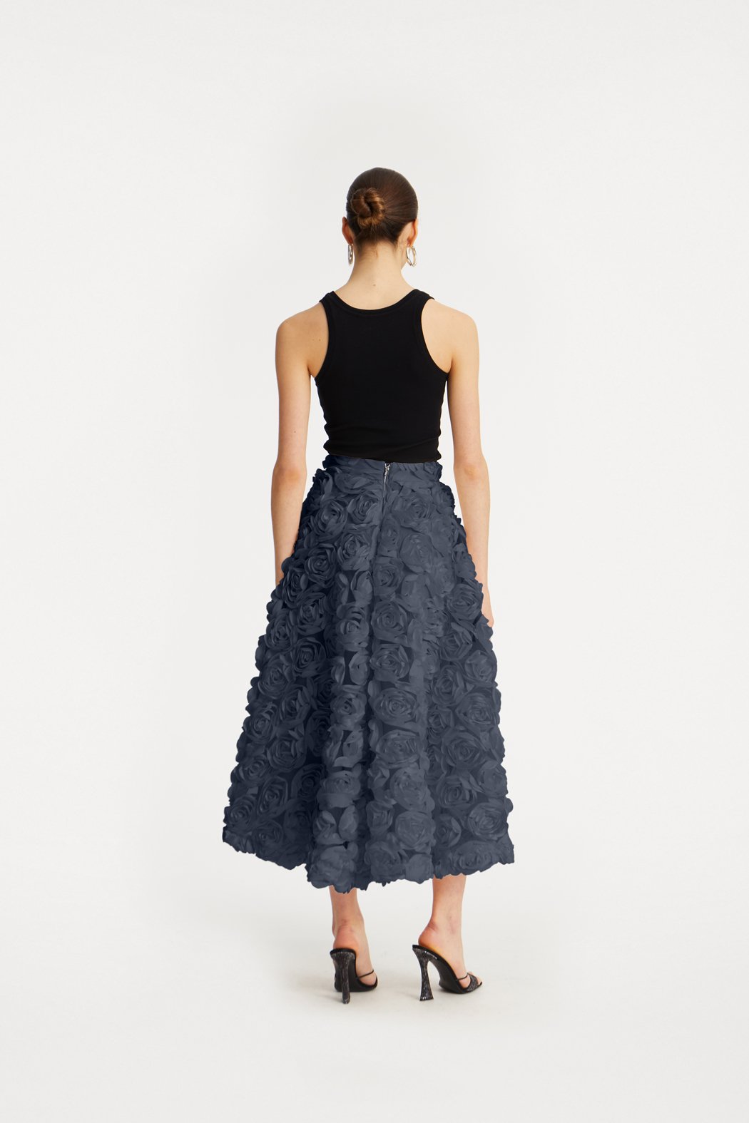 ROTATE_PF25_111124_114753100_Black_Basic Tank Top_Model_ 1_1150251657 _Misty Lilac_MAXI SUN SKIRT_Model_ 1_1899_Navy_lr.jpg