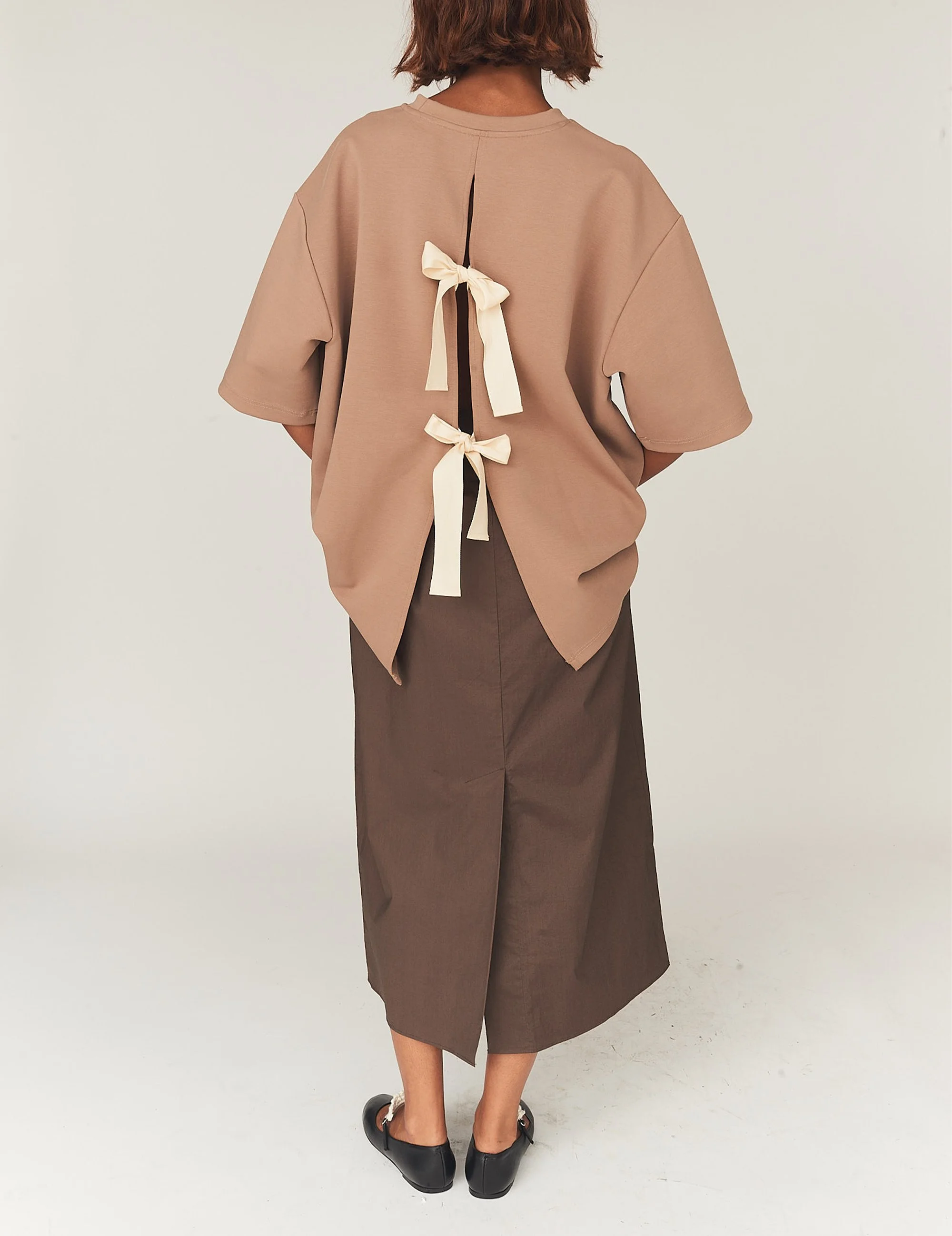 The Garment 21721 TG Bow Tee Ice latte 513_30.jpg