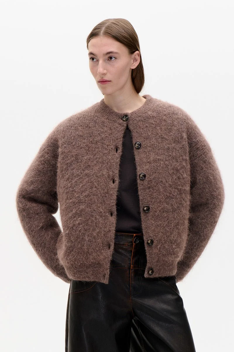 baum_carna_cardigan_3.jpg