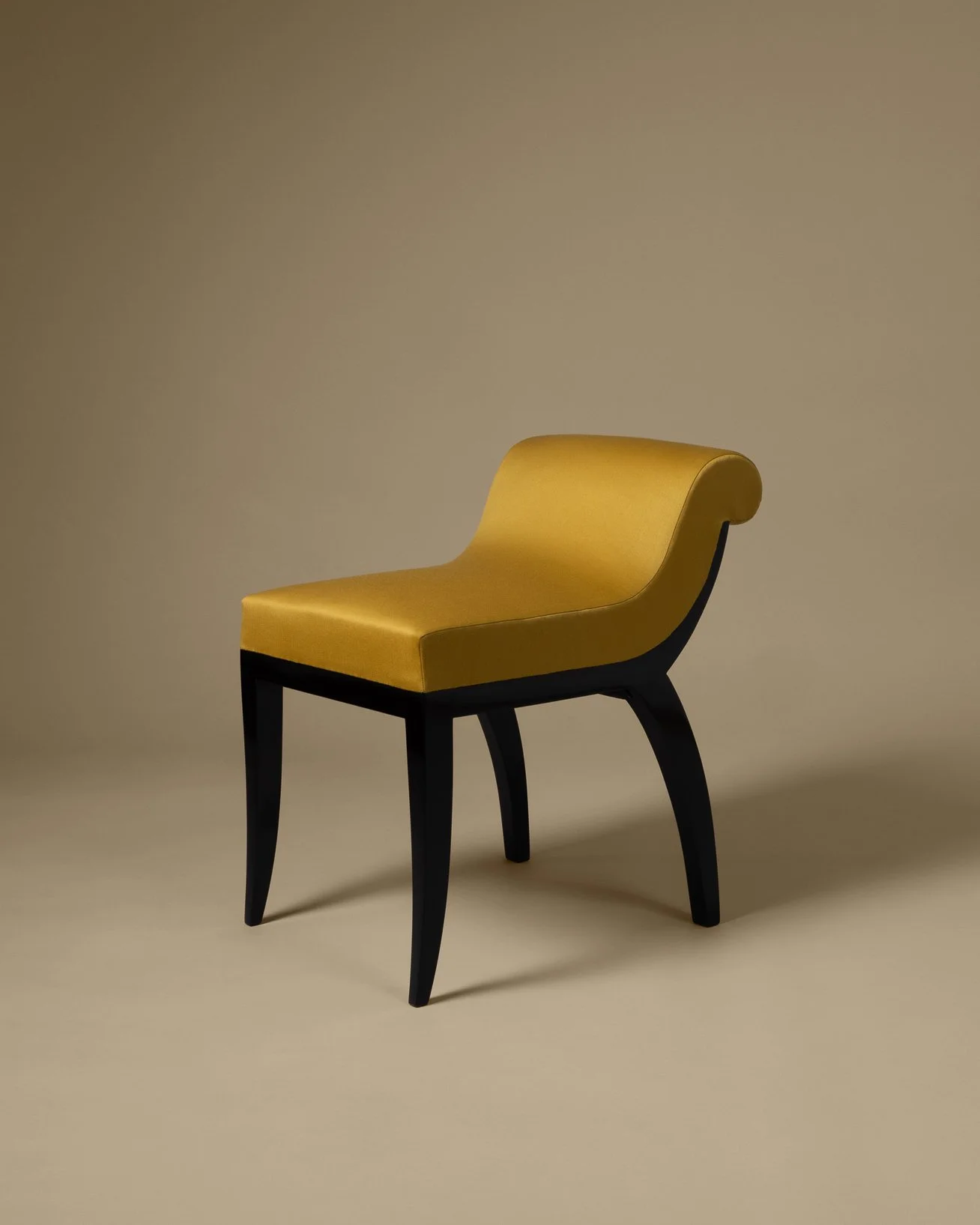 Porteneuve Stool_1.jpg