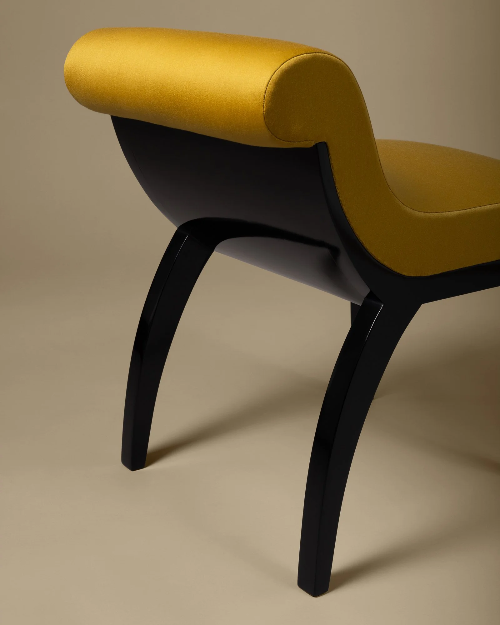 Porteneuve Stool_5.jpg