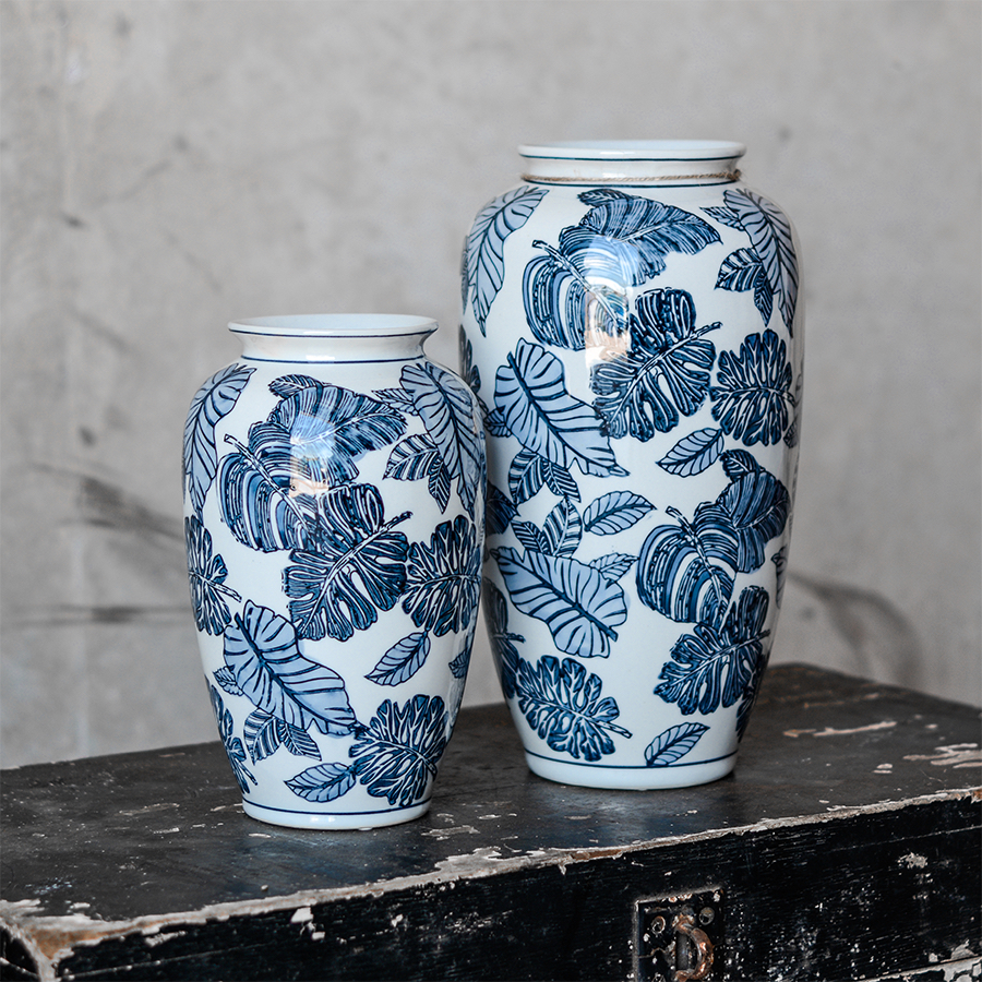monstera leaf vase