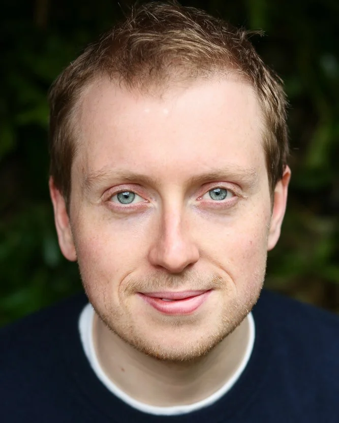 Stuart Benson 1491 colour 10x8 FINAL SMALL (2).jpg