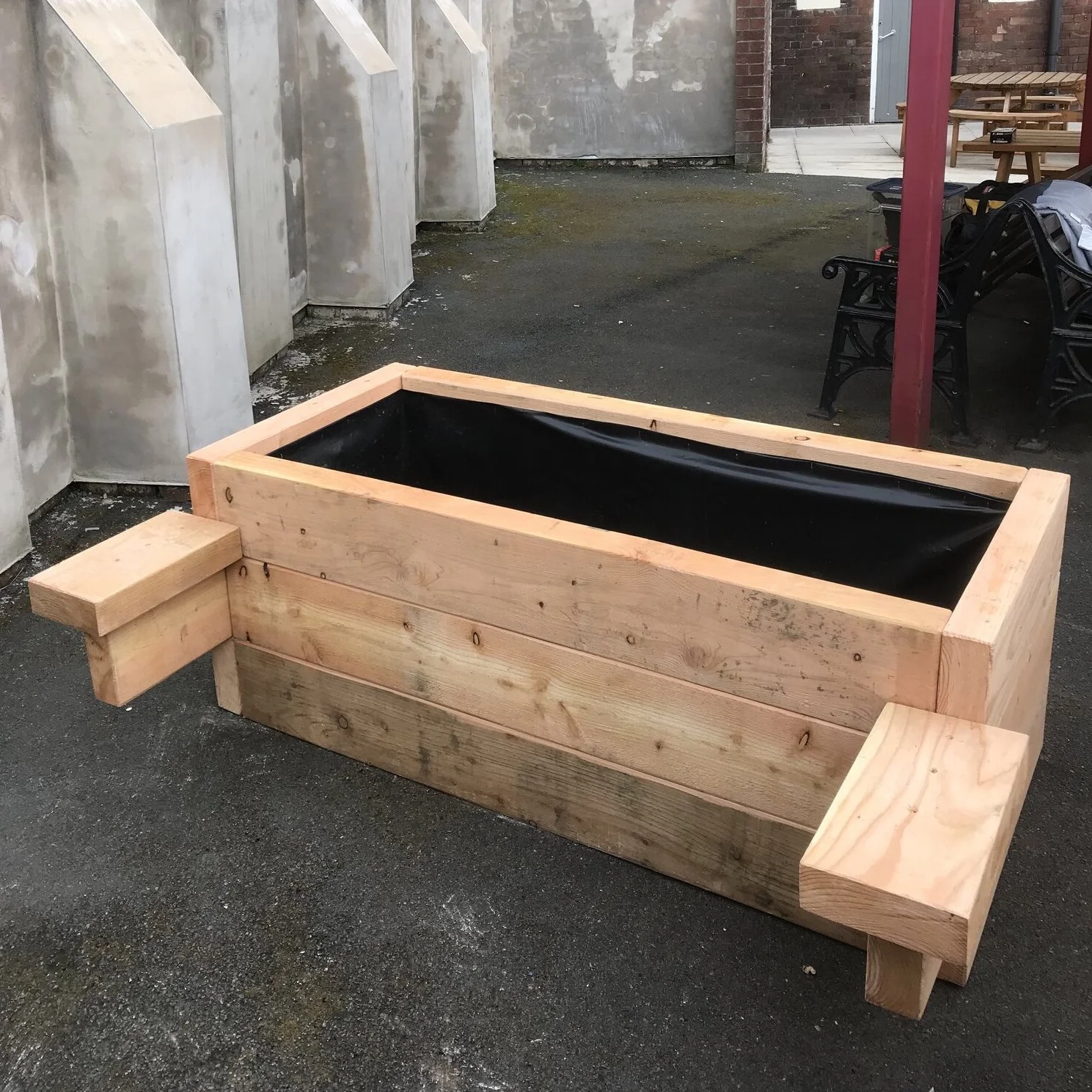 perch seat planter.jpeg