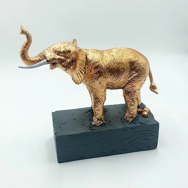 &ldquo;False Idols (shit art)&rdquo;
Resin, fimo, london brick and rose gold foil
enquiries: art@yesnomaybe.co.uk

#sculpture 
#londonbrick
#elephant
#elephantdung 
#rosegold
#interiors
#shitart 
#london
#brick
#londonartist