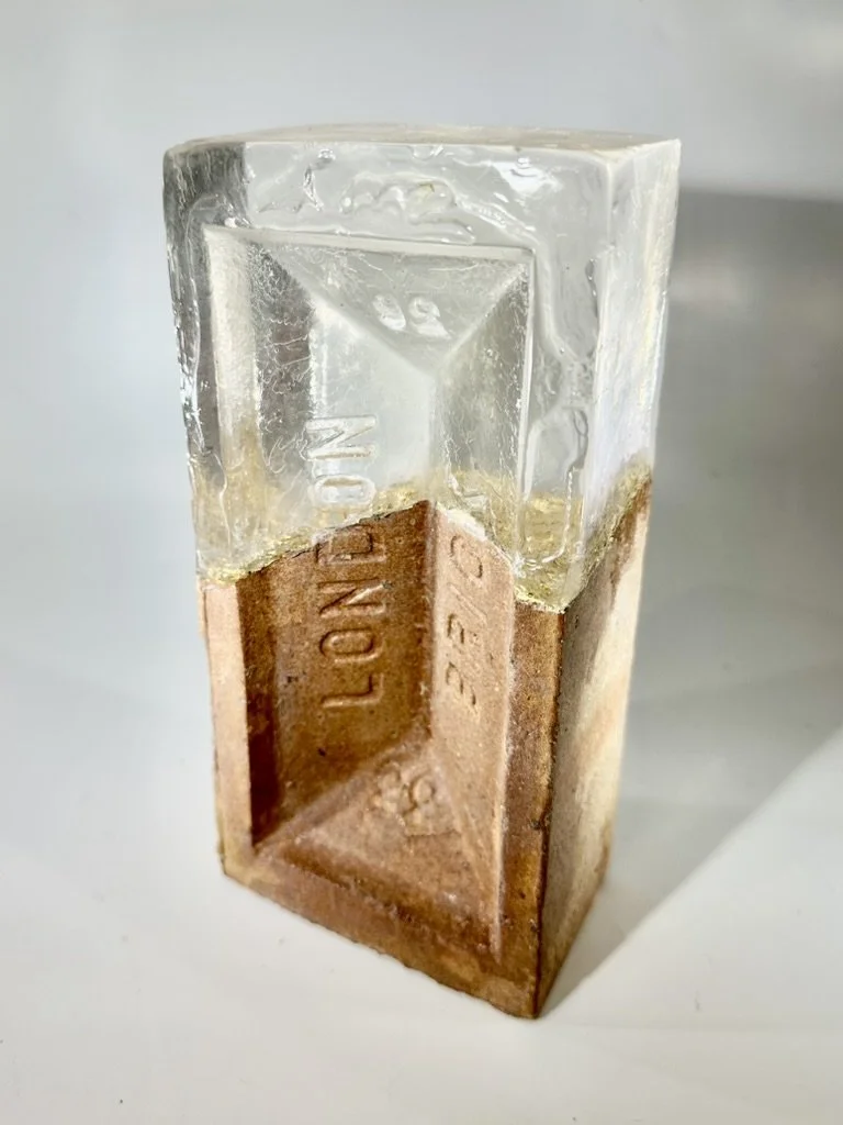 Half Ghost Brick (golden seam)