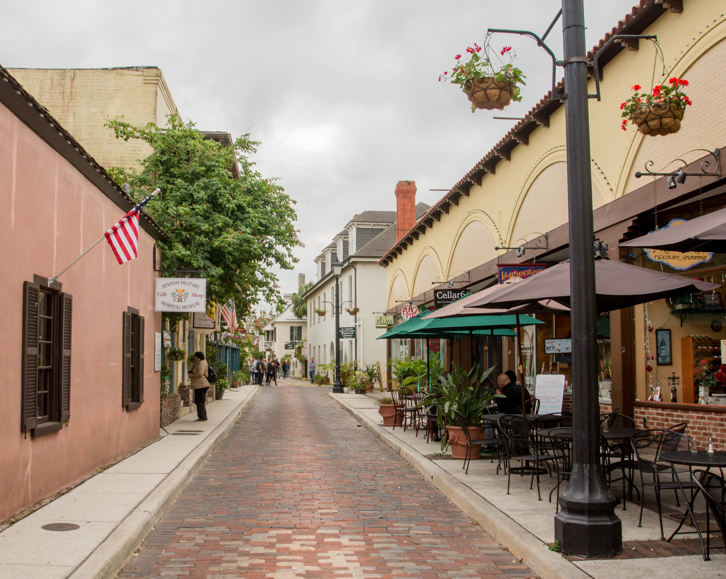  A stark contrast to State Road A1A, the streets in St. Augustine's historic center boast greenery, sidewalk cafes, brick roads, and ample shops. 