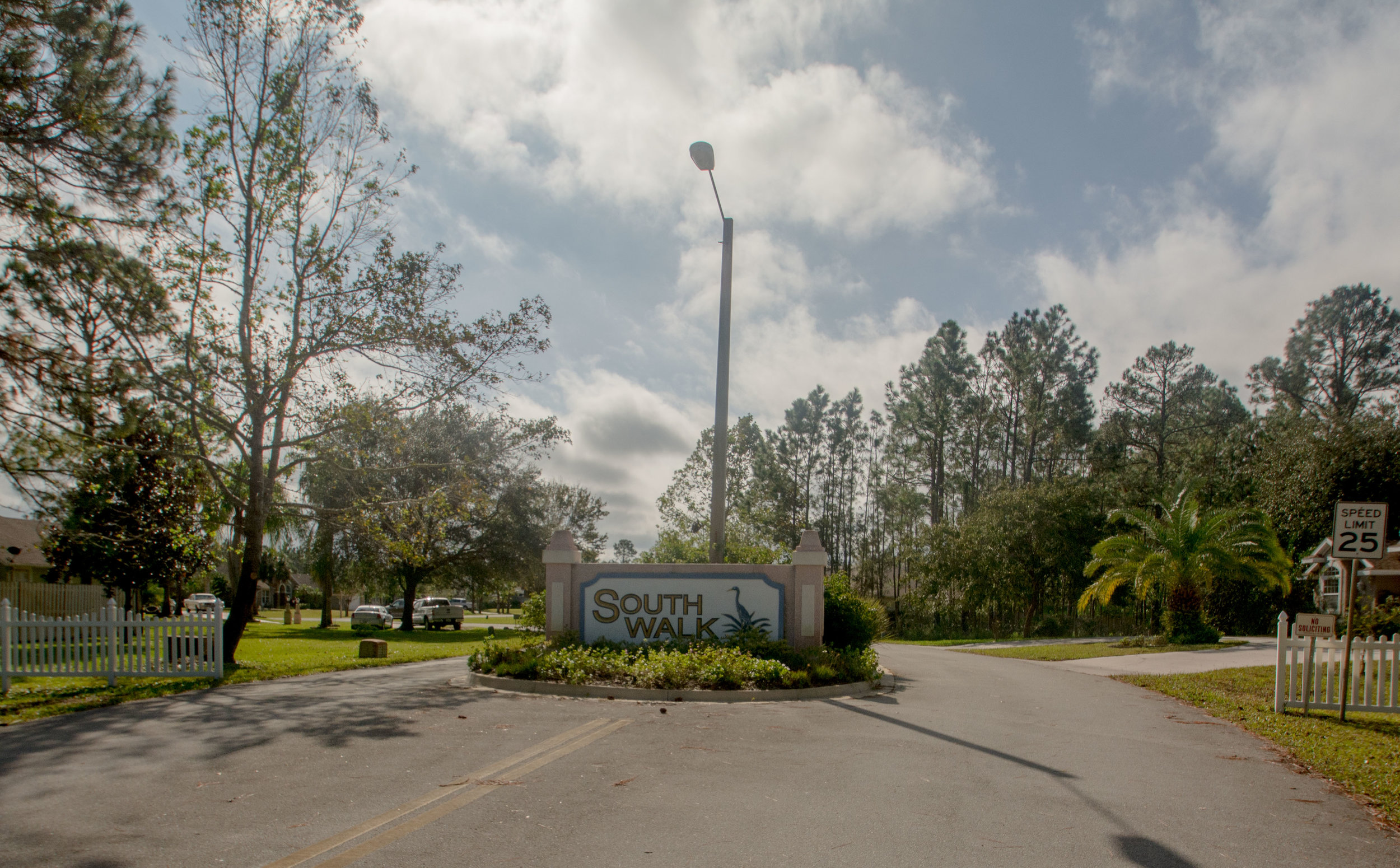  Residential subdivisions, a common occurance in Central Florida, often choose ironic names.&nbsp; South Walk , for instance,&nbsp;lacks sidewalks or other features that promote walking. 