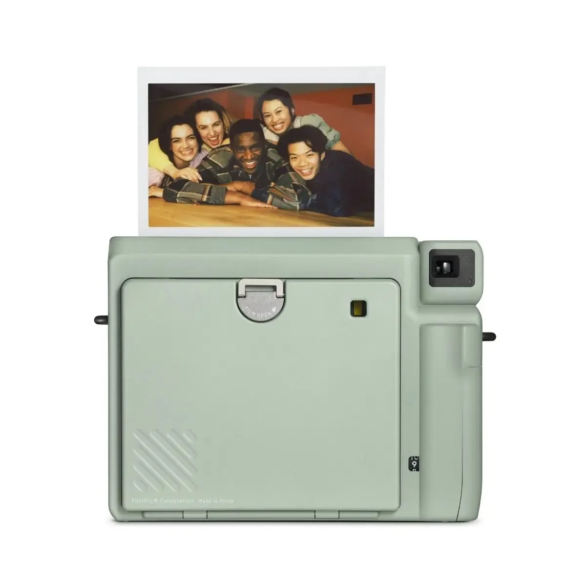_retailer_ready_instax_wide_400_-_promotional_images_-_05_back_with_photo_300dpi_2000px_1.jpg