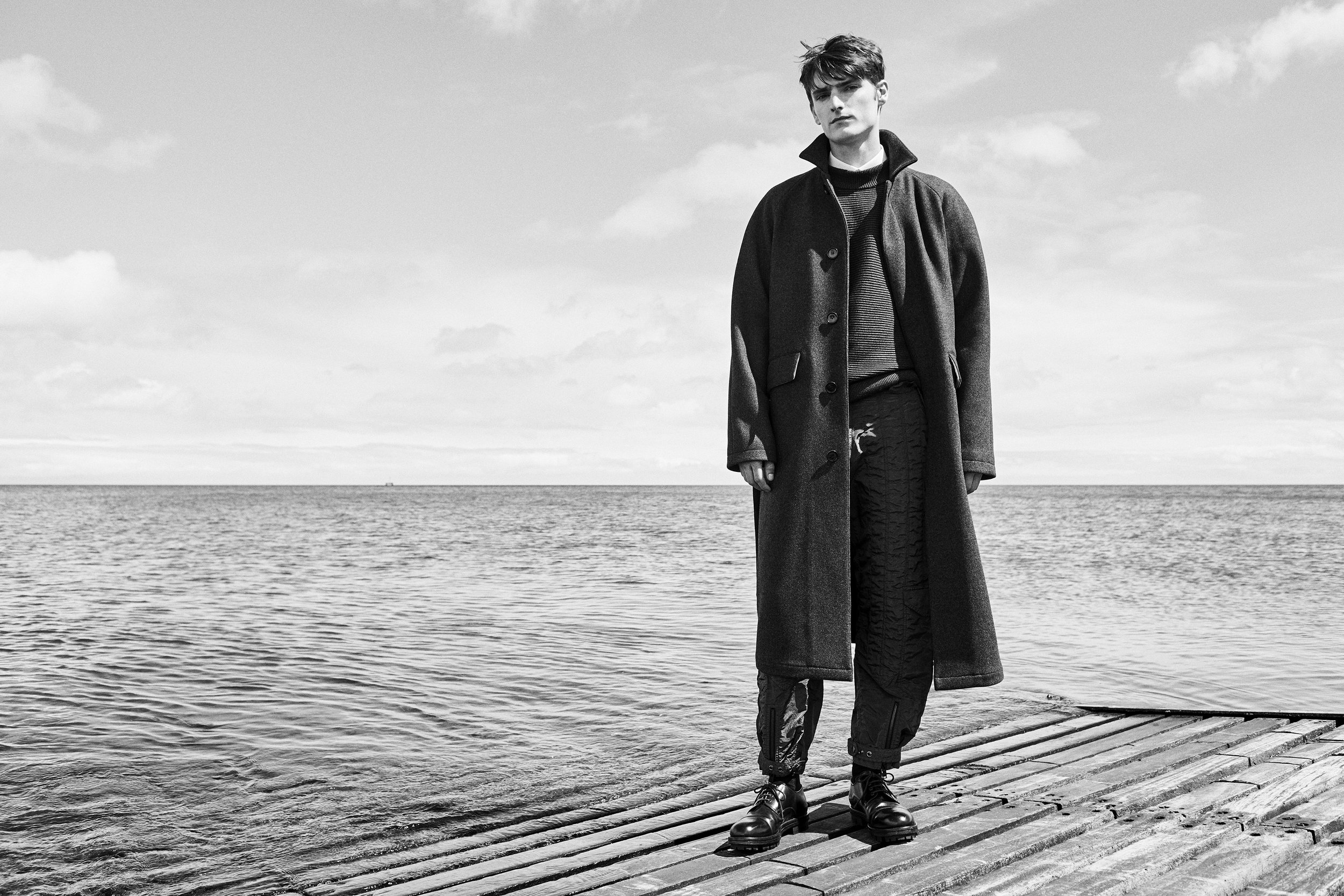 01_FLORIAN_RENNER_HUGOBOSS_RUNWAY_AW18.jpg