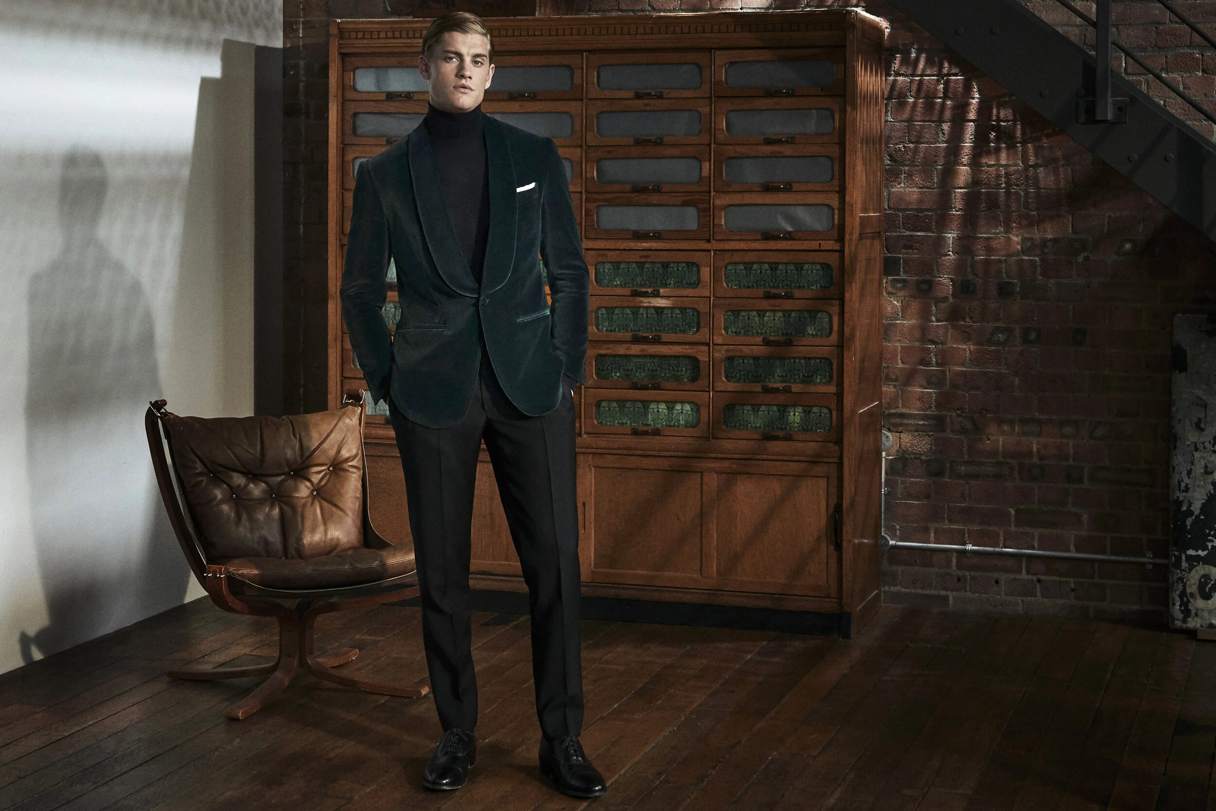 Thom_Sweeney_Eveningwear_10_028_FINAL_v.jpg
