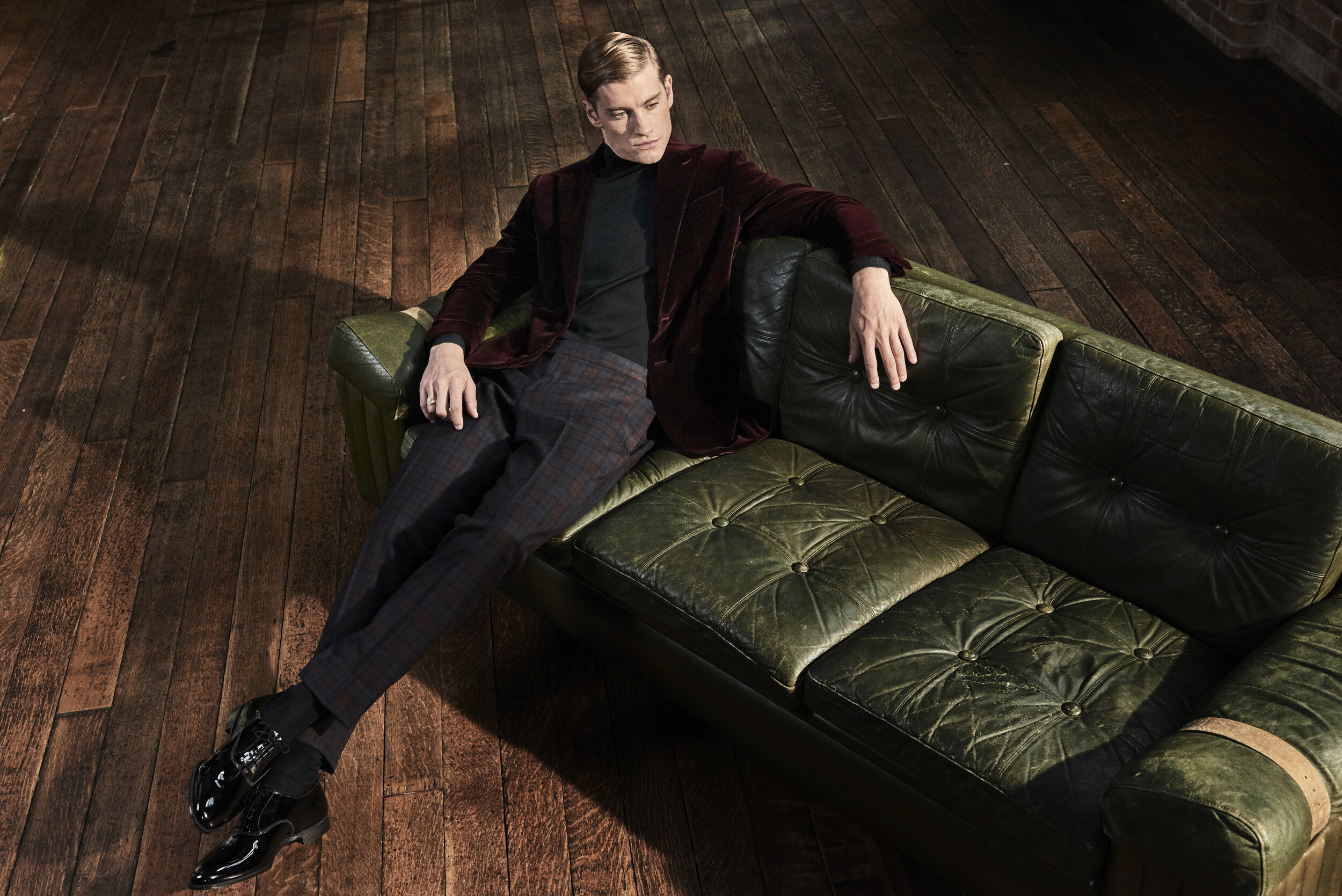 Thom_Sweeney_Eveningwear_08_075_FINAL.jpg