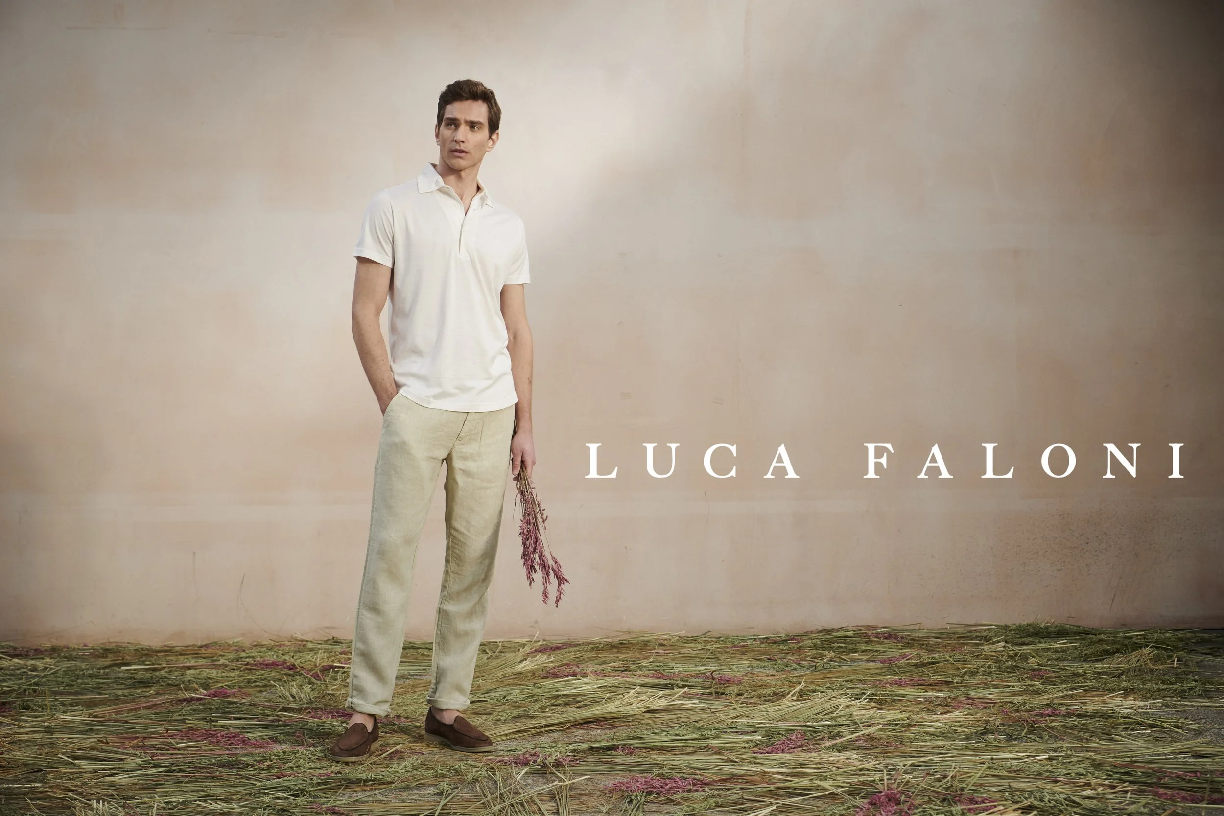 LUCA_FALONI_SS23_LOOK_05_037._logo.jpg