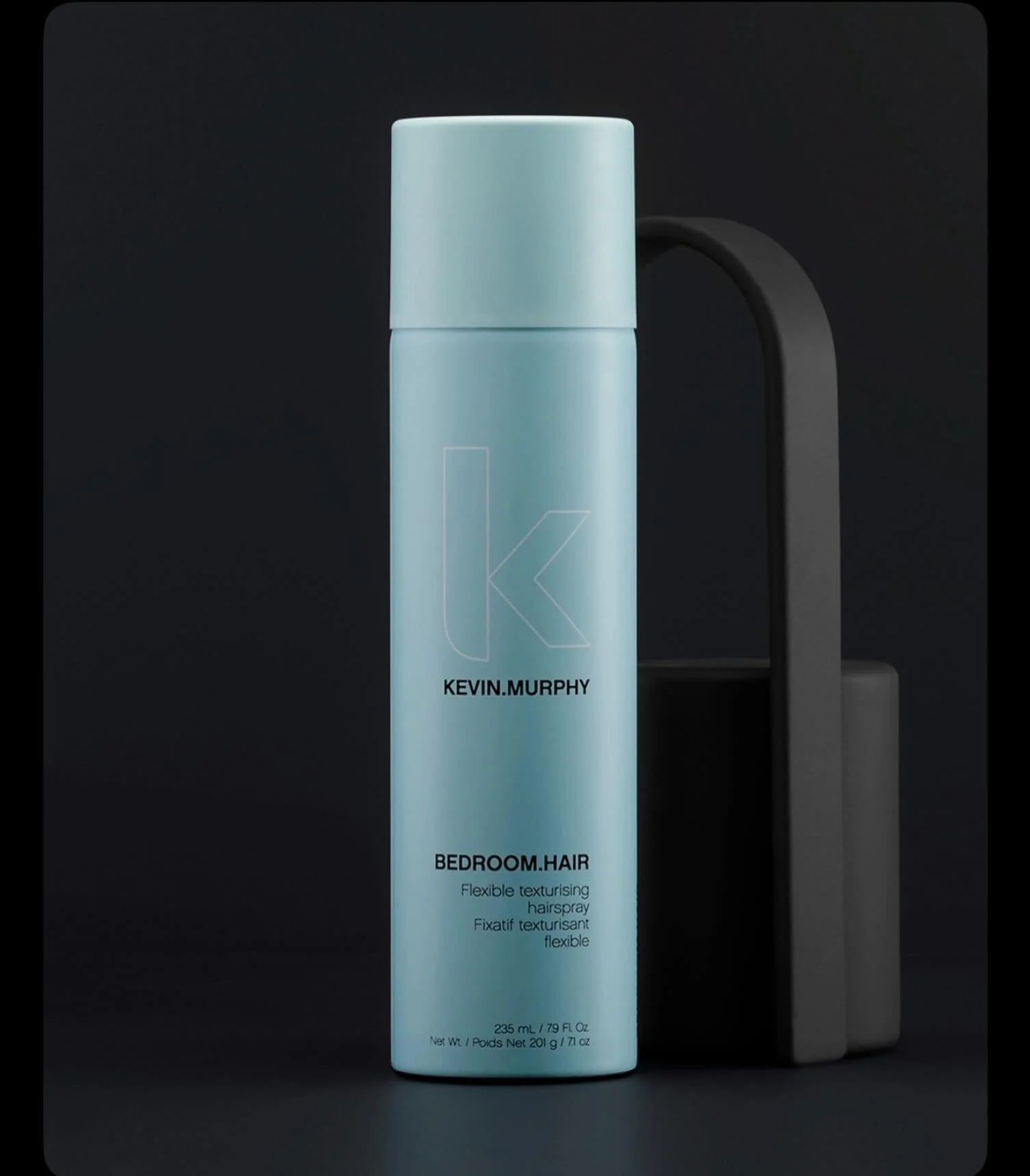 Why We 💗 BEDROOM HAIR &hellip;
It&rsquo;s for touchable texture and separation. Think done but undone bed hair.
It&rsquo;s a lightweight finishing spray with flexible hold, just apply to dry hair as a finishing spray to add volume and texture. 

#ke