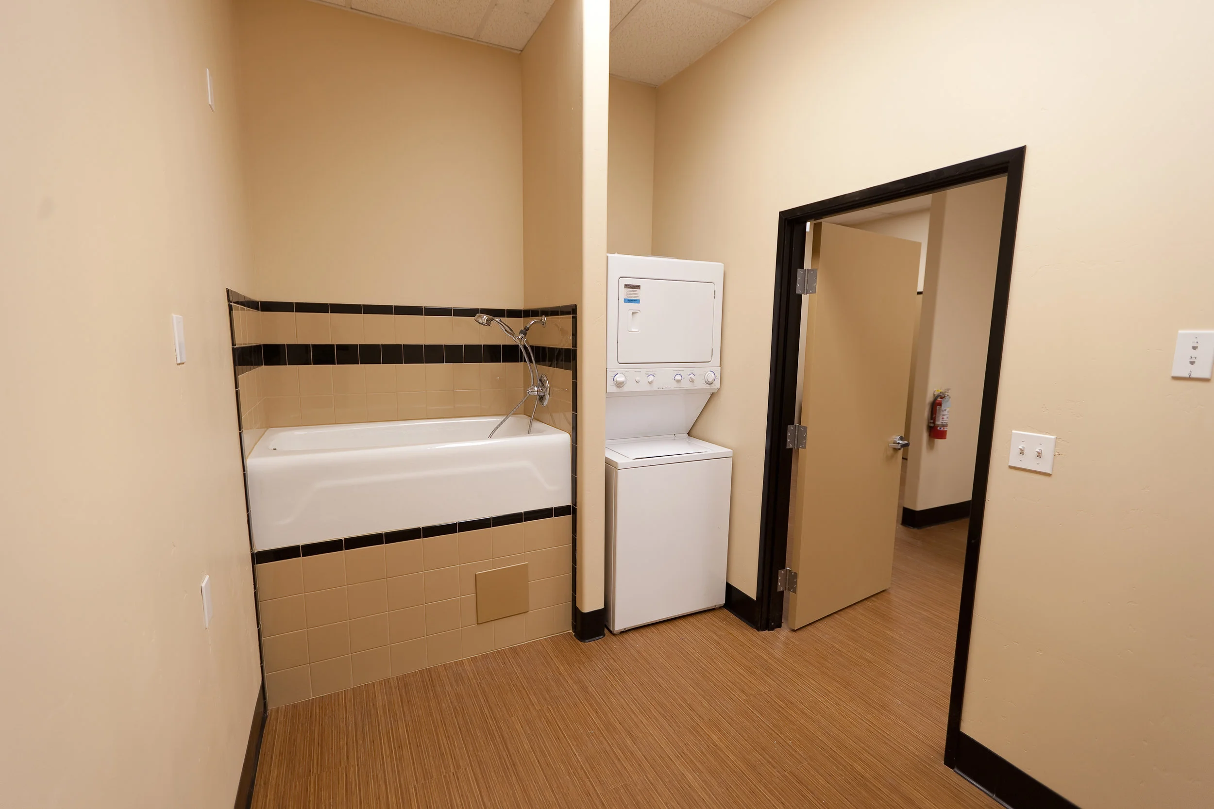 Vet Clinic-19.jpg