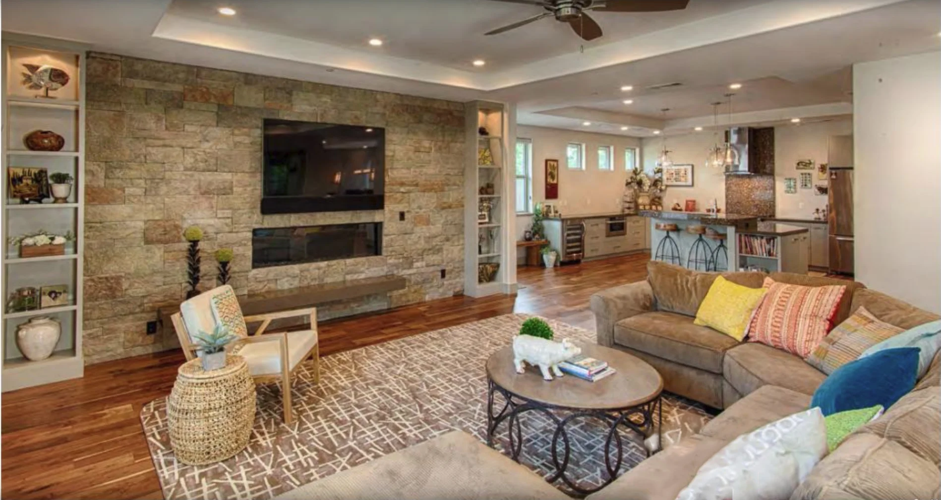 Living room.jpg