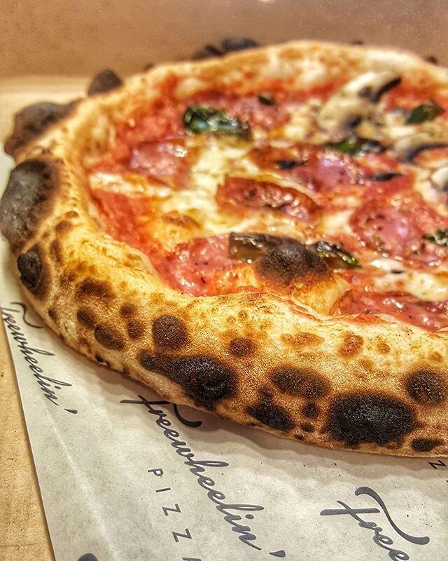 Back on Deliveroo this eve from 6! #pizza #pizzalover #pizzaislife #pizzaparty #londonpizza #instapizza #pizzagram #food #londonfood #instafood #foodstagram #foodporn #foodie #foodies #instafoodie #londonfoodie #londonfoodguide #eeeeats #mmm #peppero