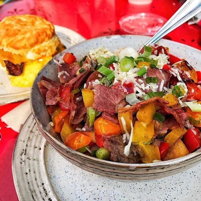 Breakfast Bowls make for a 
great On-the-Go meal.
Served Daily, &lsquo;til 3:00 for Breakfast AND Lunch😍
. . .
#breakfast #lunch #brunch #durm #durmnc #nc #breakfastbowl