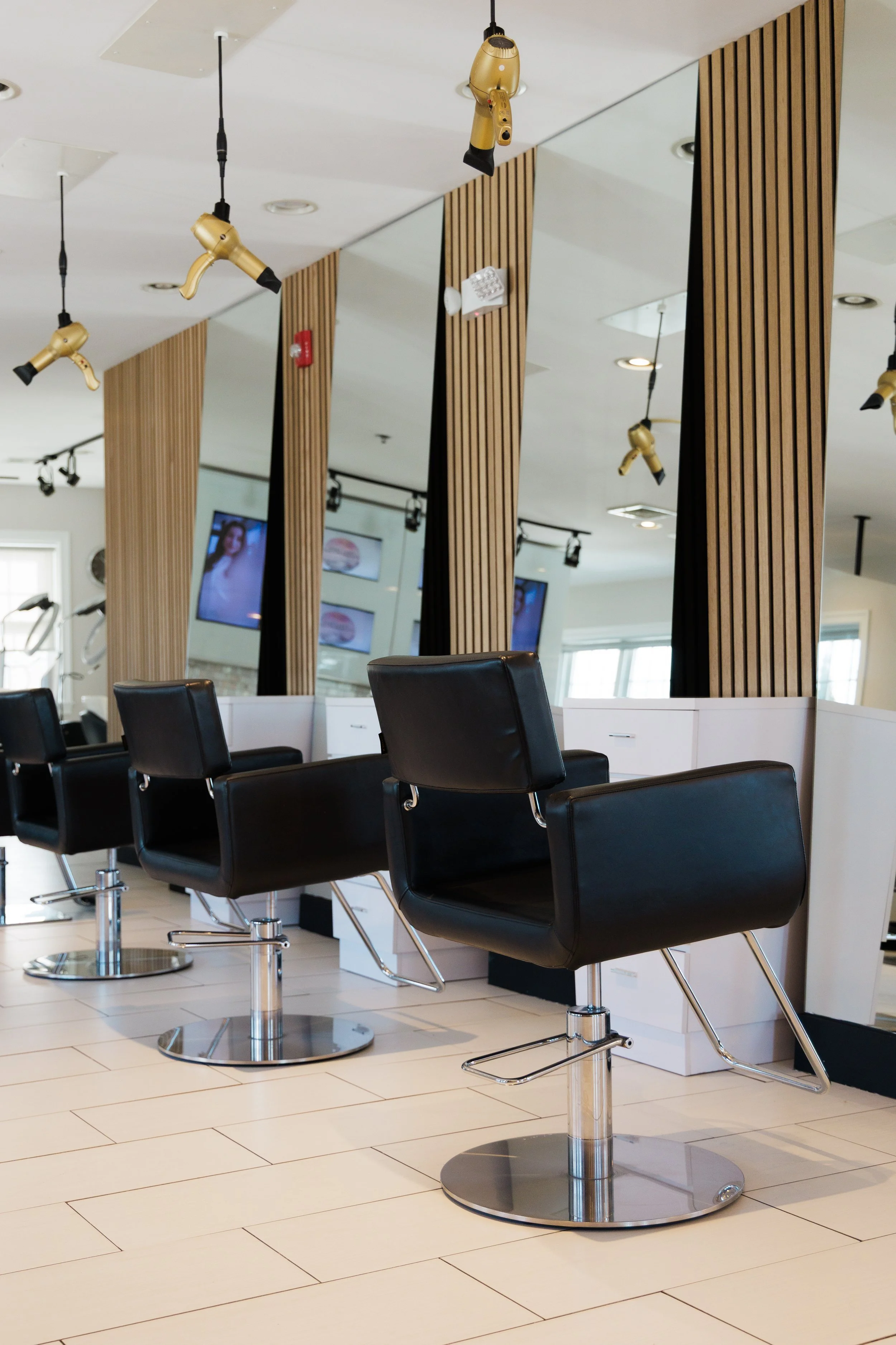 feb 2026 salon interior-2.jpg