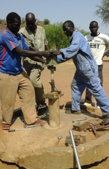 Repairing another Nuba well.jpg