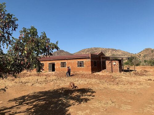Work on the Gigaiba Hospital Maternity Ward continues.