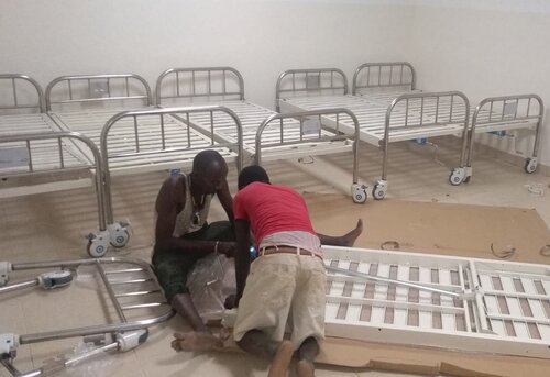 Assembling beds