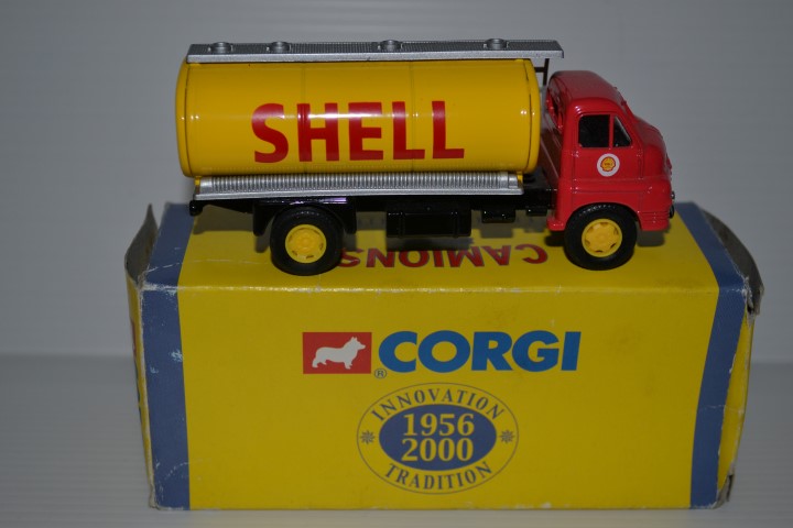 DSC_7660 (Small).JPG