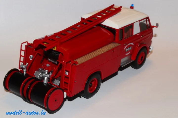 DSC_14120 (Small).JPG1.JPG