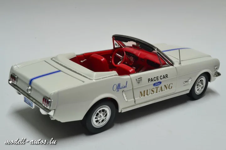 DSC_17881 (Small).JPG