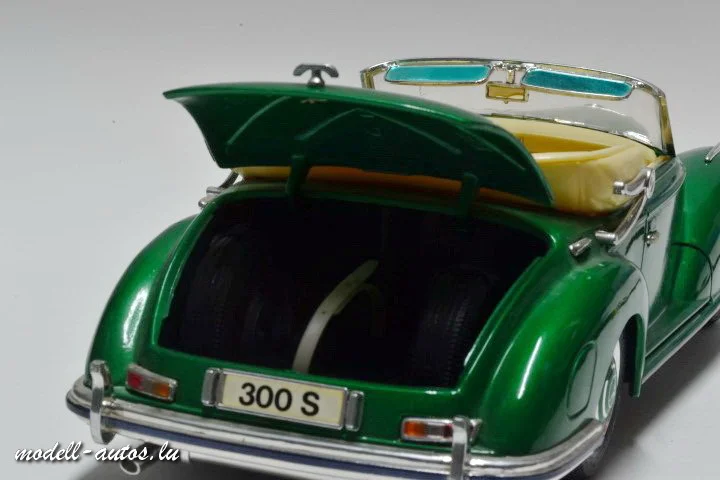 DSC_17899 (Small).JPG